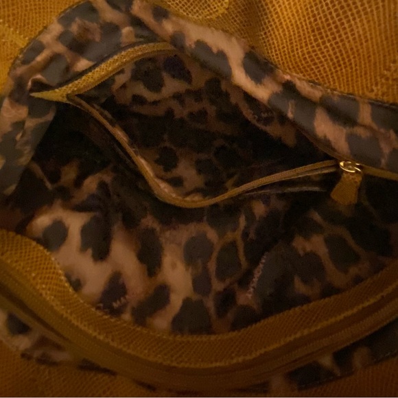 B Makowsky Tan Leather ShoulderBag NWT Beautiful Soft Exterior Leopard Interior - Picture 5 of 9